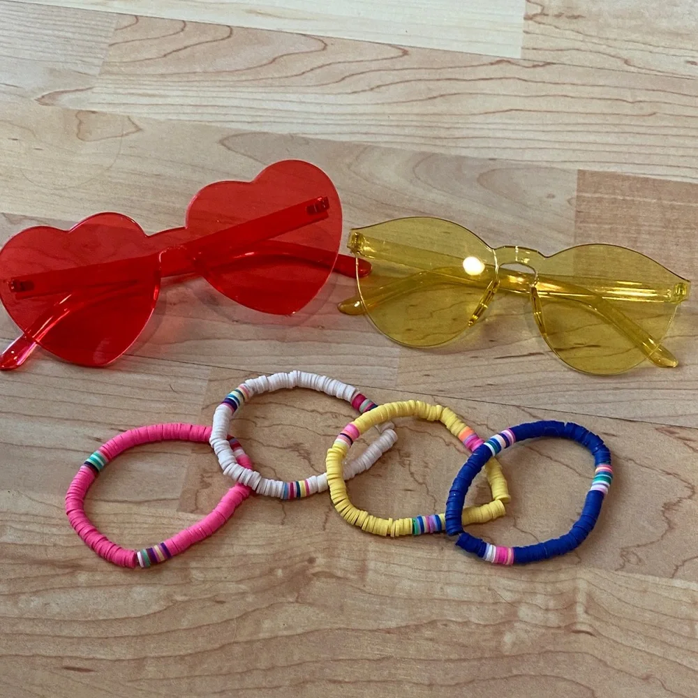 Bundle of 6 - Heart and Round Sunglasses with Colorful set of bracelets